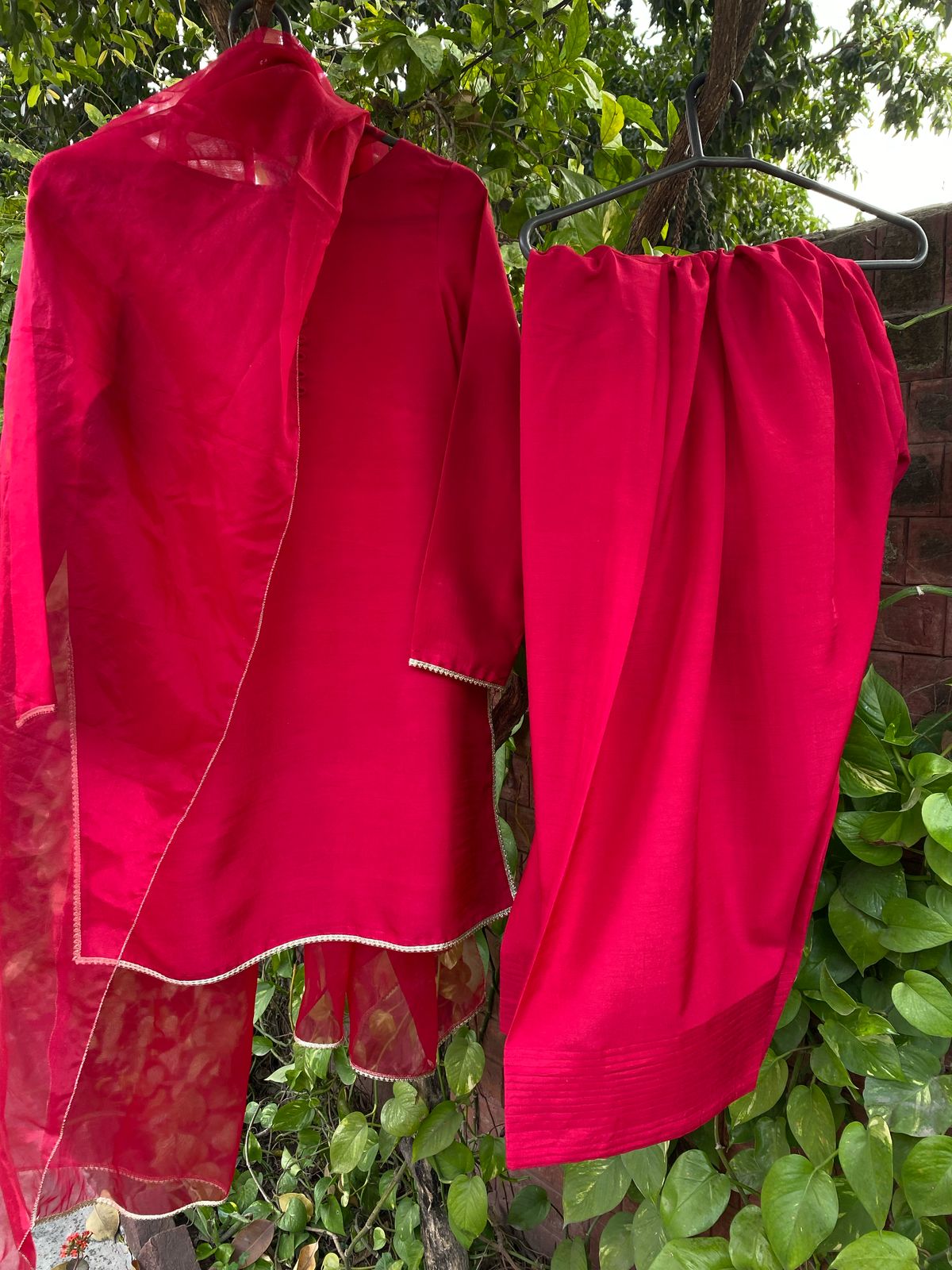Mehrunisa - 3 PC Farshi Shalwar Set
